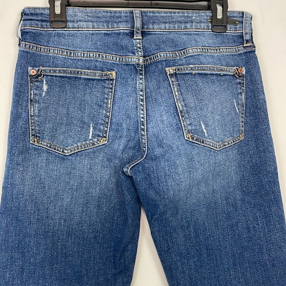 Pilcro and the Letterpress Embroidered Slim Boyfriend Jeans. Size 28. - Picture 9 of 14